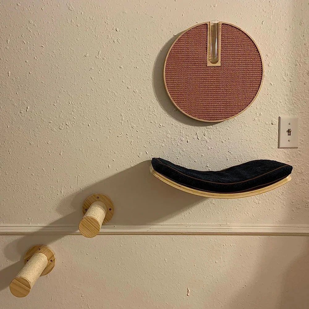 Wall-Mounted Cat Shelf Bed