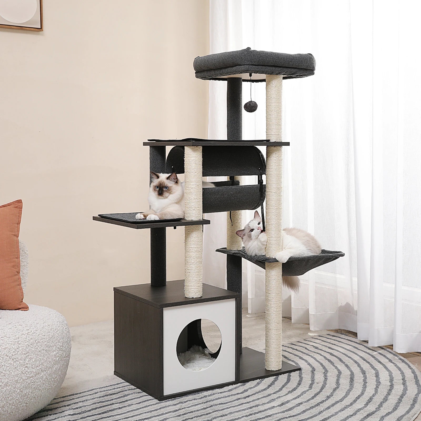 Arbre à chat moderne en bois