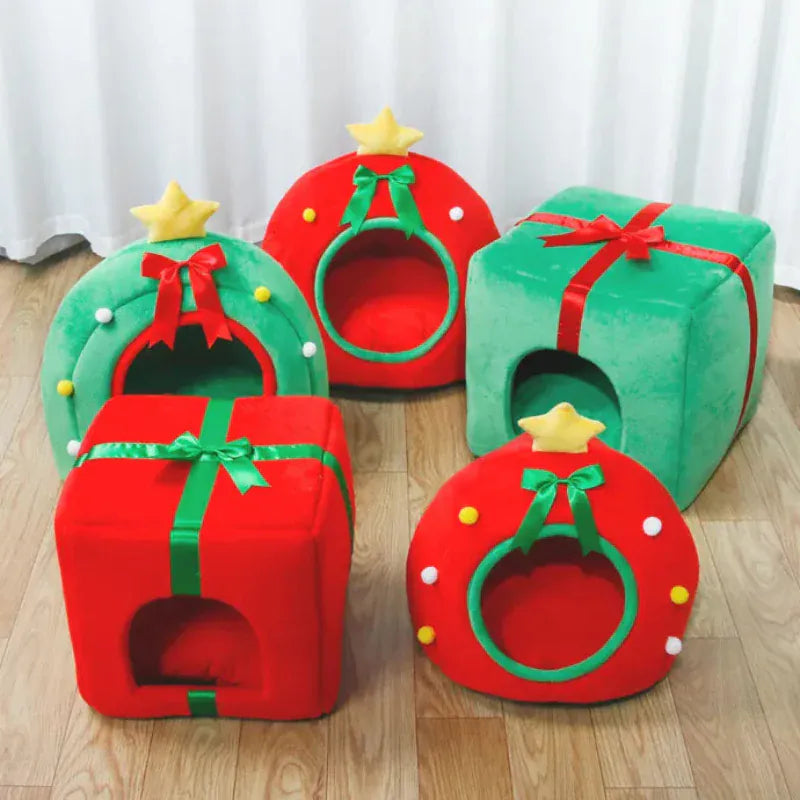 TechnuPet Cat Bed Christmas Tree Cat Bed with Gift Box Design